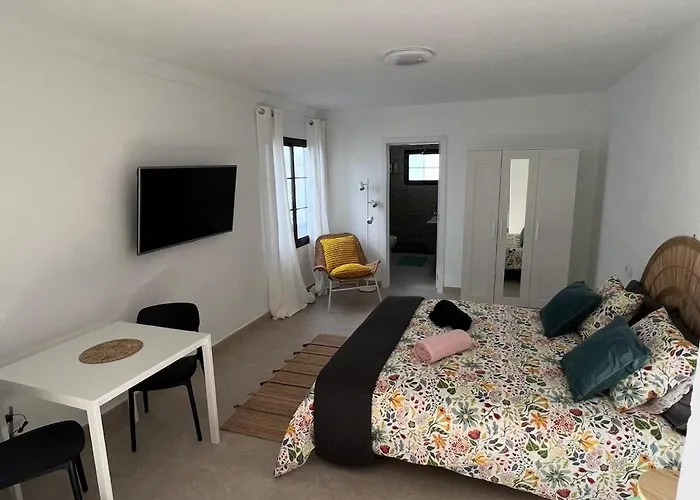 23c Volcano & 펜션 Tahiche